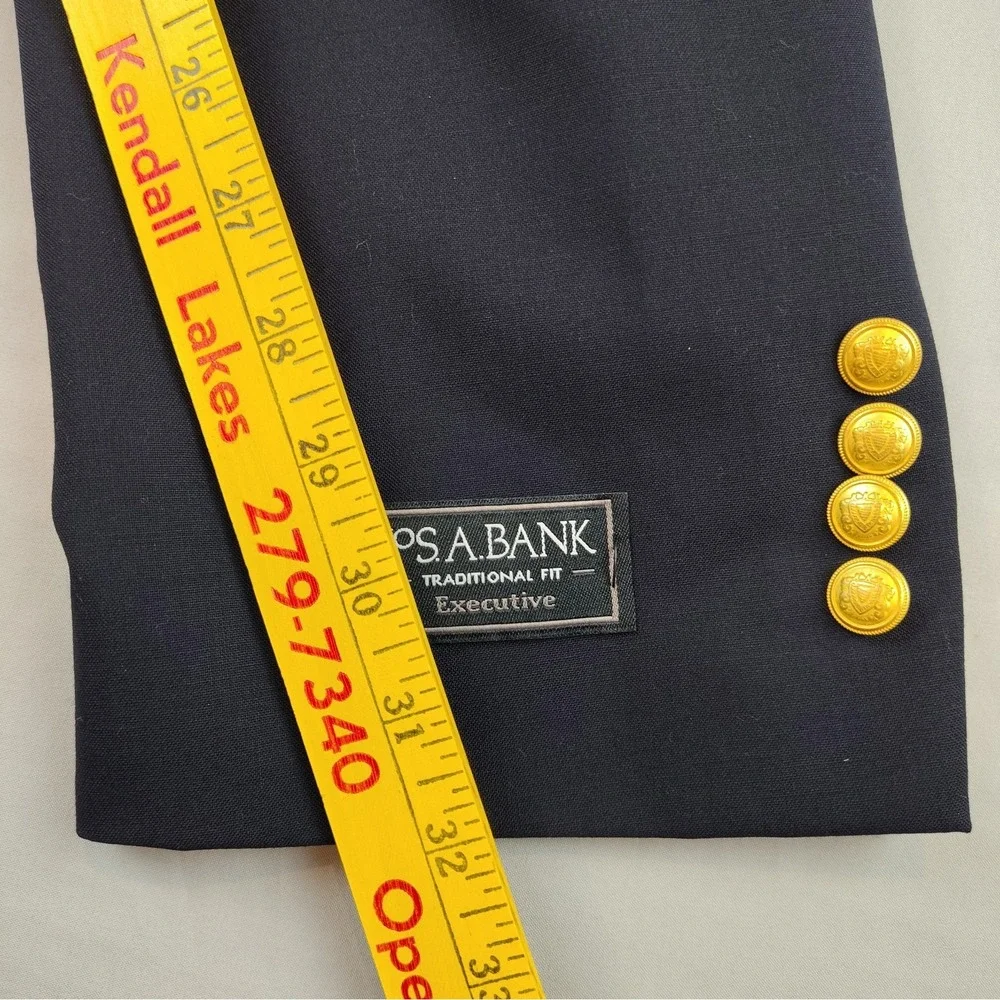 NWT Jos A Bank Blazer Mens 46S Navy Blue 2 Button Gold Accent Wool Blend Jacket
